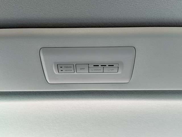 三菱 デリカ　Ｄ：５ ２．２ Ｐ ディーゼルターボ ４ＷＤ R6年 (東海) 99