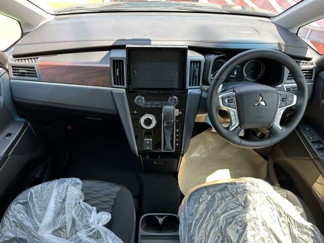 三菱 デリカ　Ｄ：５ ２．２ Ｐ ディーゼルターボ ４ＷＤ R6年 (東海) 99