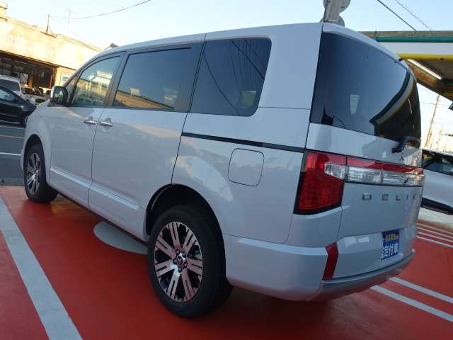三菱 デリカ　Ｄ：５ ２．２ Ｐ ディーゼルターボ ４ＷＤ R6年 (東海) 99