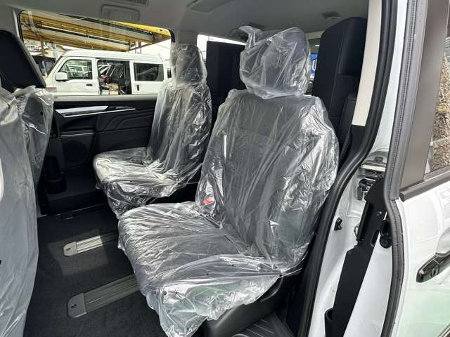 三菱 デリカ　Ｄ：５ ２．２ シャモニー 電動サイドステップ装着車 ディーゼルターボ ４ＷＤ R6年 (東海) 99