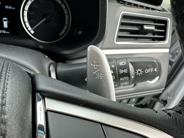 三菱 デリカ　Ｄ：５ ２．２ シャモニー 電動サイドステップ装着車 ディーゼルターボ ４ＷＤ R6年 (東海) 99