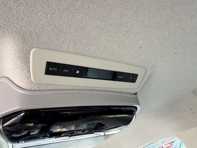 マツダ ＭＰＶ ２．３ ２３Ｓ Ｌパッケージ H22年 (中国) 99