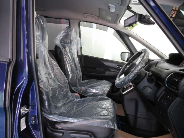 日産 セレナ １．２ Ｅ－ＰＯＷＥＲ ハイウェイスター Ｖ R1年 (九州・沖縄) 99