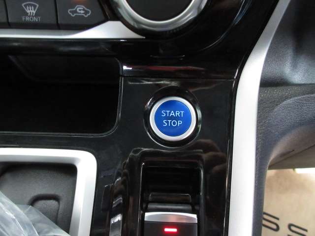 日産 セレナ １．２ Ｅ－ＰＯＷＥＲ ハイウェイスター Ｖ R1年 (九州・沖縄) 99