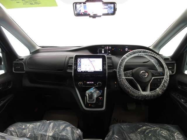 日産 セレナ １．２ Ｅ－ＰＯＷＥＲ ハイウェイスター Ｖ R1年 (九州・沖縄) 99