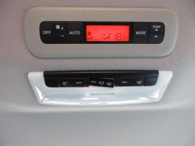 日産 セレナ １．２ Ｅ－ＰＯＷＥＲ ハイウェイスター Ｖ R1年 (九州・沖縄) 99