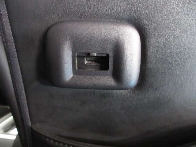 日産 セレナ １．２ Ｅ－ＰＯＷＥＲ ハイウェイスター Ｖ R1年 (九州・沖縄) 99