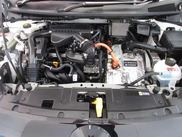 日産 ノートオーラ １．２ Ｇ R5年 (九州・沖縄) 99