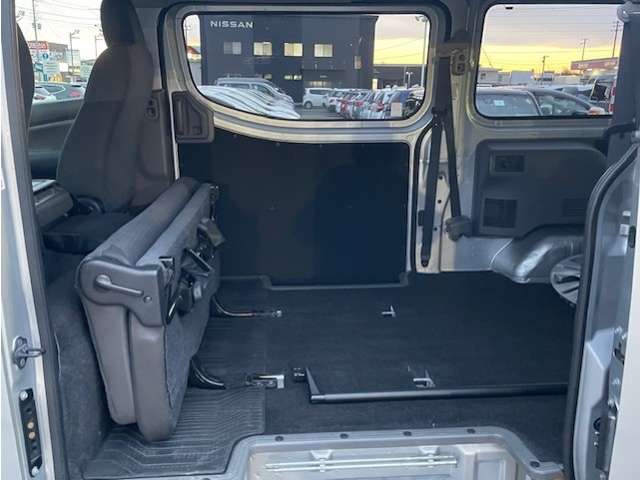 日産 ＮＶ３５０キャラバン ２．５ ＤＸ ロングボディ ディーゼルターボ ４ＷＤ H29年 (東北) 99