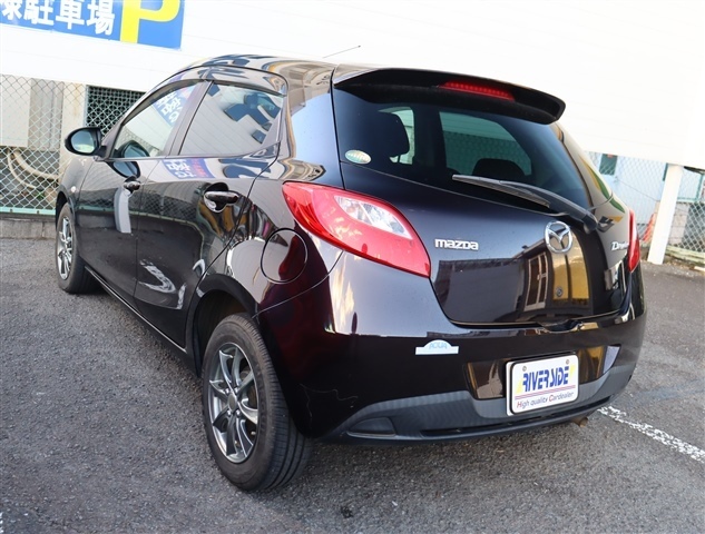 マツダ デミオ １．３ １３Ｃ－Ｖ スマートエディション ＩＩ H25年 () 99