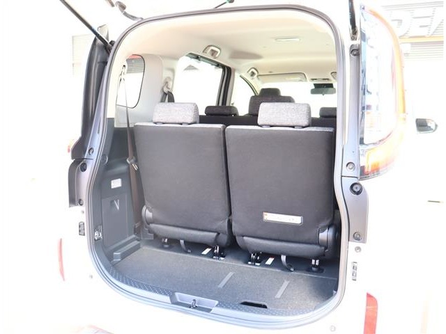 トヨタ シエンタ　ハイブリッド ハイブリッド １．５ Ｚ R5年 (関東) 99