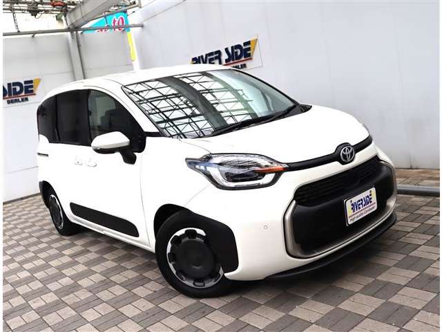 トヨタ シエンタ　ハイブリッド ハイブリッド １．５ Ｚ R5年 (関東) 99