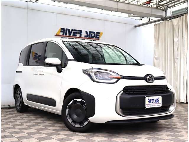 トヨタ シエンタ　ハイブリッド ハイブリッド １．５ Ｚ R5年 (関東) 99