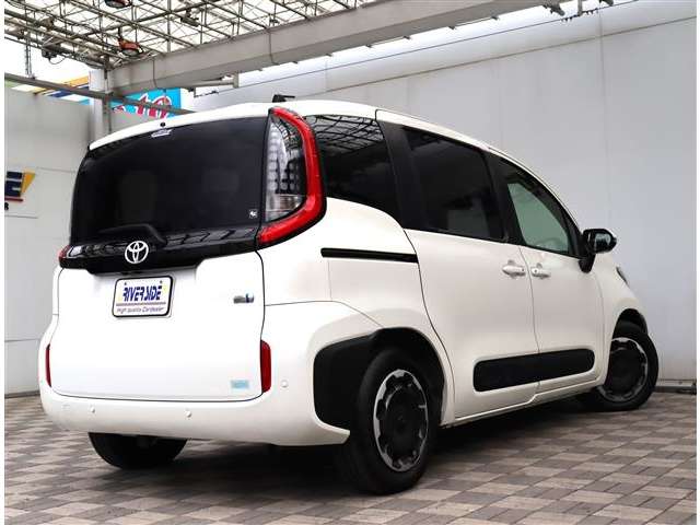 トヨタ シエンタ　ハイブリッド ハイブリッド １．５ Ｚ R5年 (関東) 99