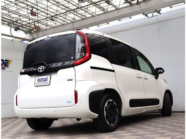 トヨタ シエンタ　ハイブリッド ハイブリッド １．５ Ｚ R5年 (関東) 99