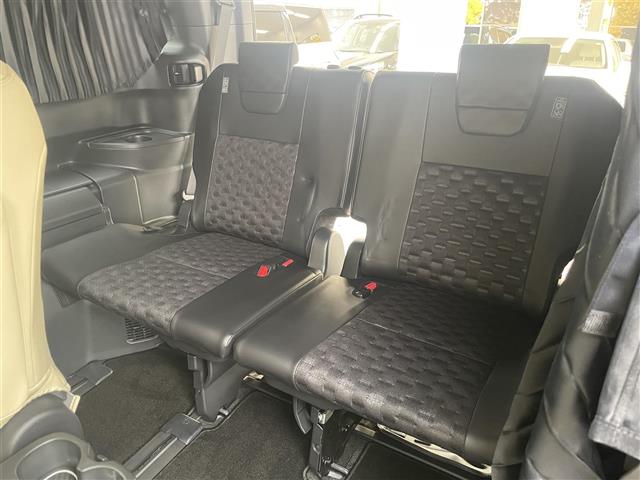 トヨタ ヴォクシー １．８ ハイブリッド Ｓ－Ｚ Ｅ－ＦＯＵＲ ４ＷＤ R5年 (関東) 99