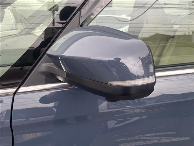 トヨタ ヴォクシー １．８ ハイブリッド Ｓ－Ｚ Ｅ－ＦＯＵＲ ４ＷＤ R5年 (関東) 99