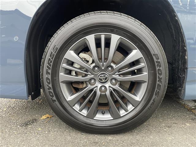 トヨタ ヴォクシー １．８ ハイブリッド Ｓ－Ｚ Ｅ－ＦＯＵＲ ４ＷＤ R5年 (関東) 99