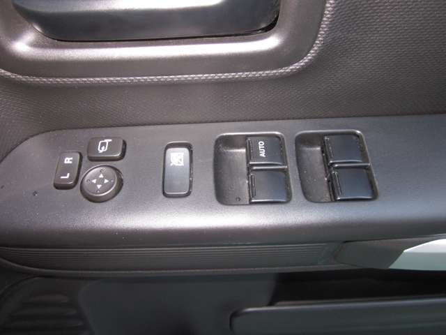 スズキ スペーシア　ギア ６６０ ギア ハイブリッド ＸＺターボ R5年 (関東) 99