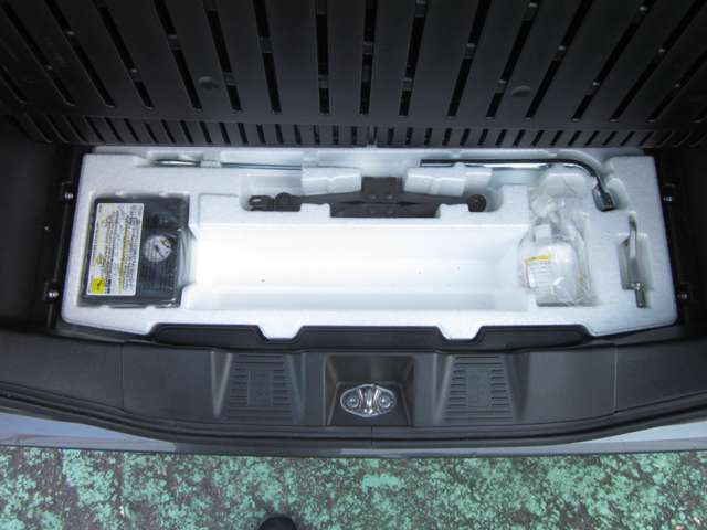 スズキ スペーシア　ギア ６６０ ギア ハイブリッド ＸＺターボ R5年 (関東) 99