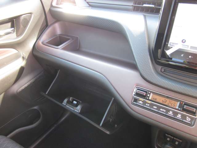 スズキ ソリオ １．２ バンディット ハイブリッド ＭＶ R7年 (関東) 99