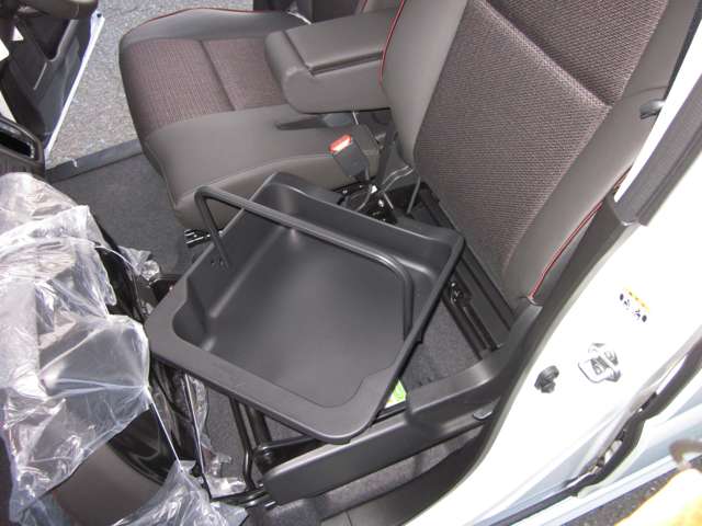 スズキ スペーシア　ギア ６６０ カスタム ハイブリッド ＸＳターボ R7年 (関東) 99