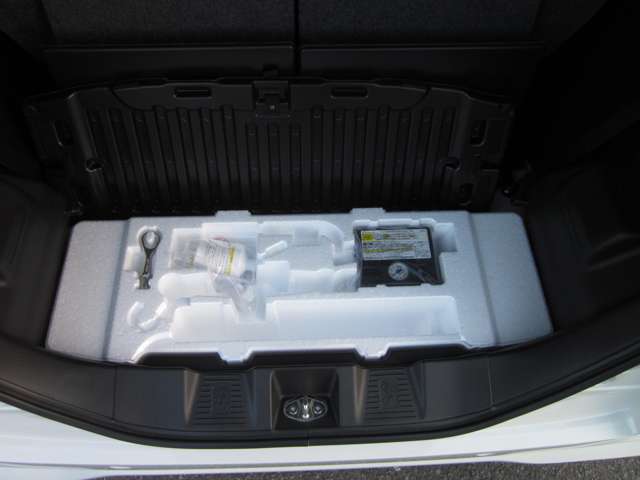 スズキ スペーシア　ギア ６６０ カスタム ハイブリッド ＸＳターボ R7年 (関東) 99