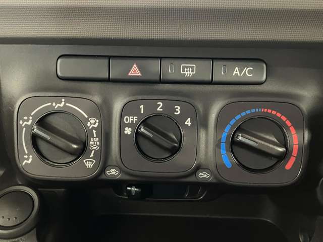 トヨタ パッソ １．０ Ｘ ４ＷＤ H27年 (北海道) 99