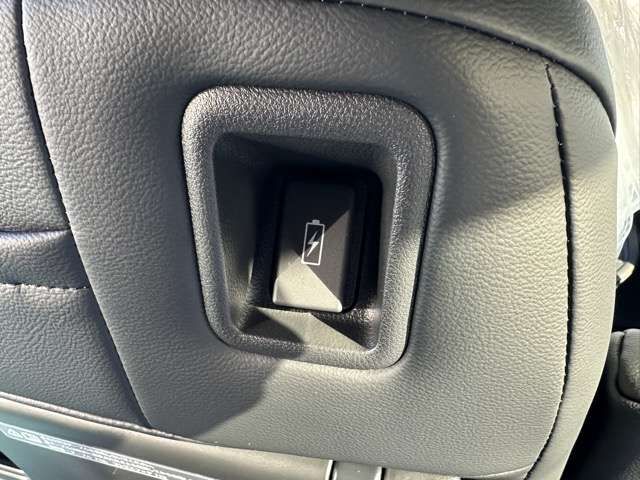 ホンダ ステップワゴン　ハイブリッド ２．０ Ｅ：ＨＥＶ スパーダ R7年 () 99