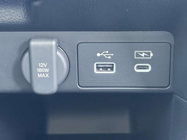 ホンダ ステップワゴン　ハイブリッド ２．０ Ｅ：ＨＥＶ スパーダ R7年 () 99