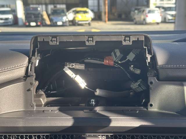 ホンダ ステップワゴン　ハイブリッド ２．０ Ｅ：ＨＥＶ スパーダ R7年 () 99