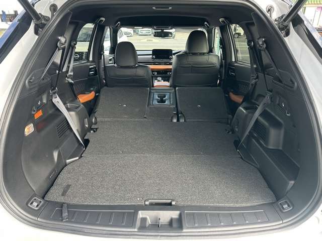 三菱 アウトランダーＰＨＥＶ ＰＨＥＶ ２．４ Ｐ ４ＷＤ R5年 () 99