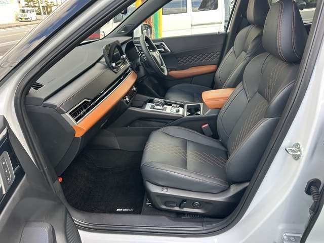 三菱 アウトランダーＰＨＥＶ ＰＨＥＶ ２．４ Ｐ ４ＷＤ R5年 () 99