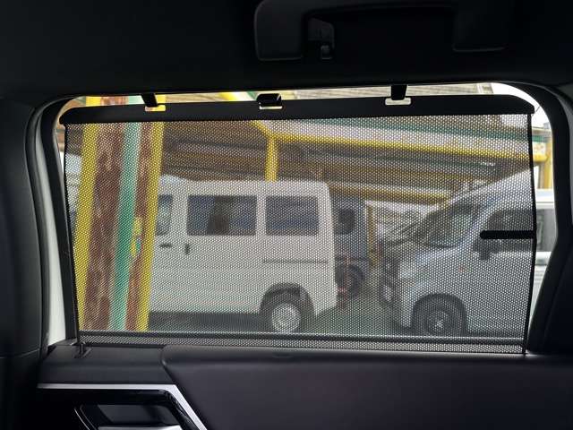 三菱 アウトランダーＰＨＥＶ ＰＨＥＶ ２．４ Ｐ ４ＷＤ R5年 () 99