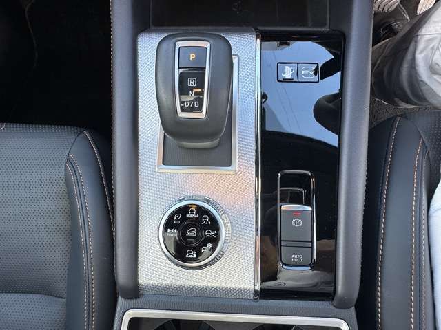 三菱 アウトランダーＰＨＥＶ ＰＨＥＶ ２．４ Ｐ ４ＷＤ R5年 () 99