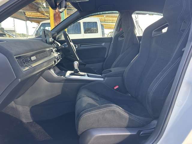 ホンダ シビック ２．０ レーシングブラックパッケージ R7年 (東海) 99