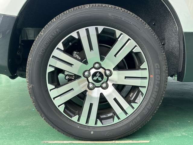 三菱 デリカ　Ｄ：５ ２．２ Ｐ ディーゼルターボ ４ＷＤ R6年 (東海) 99