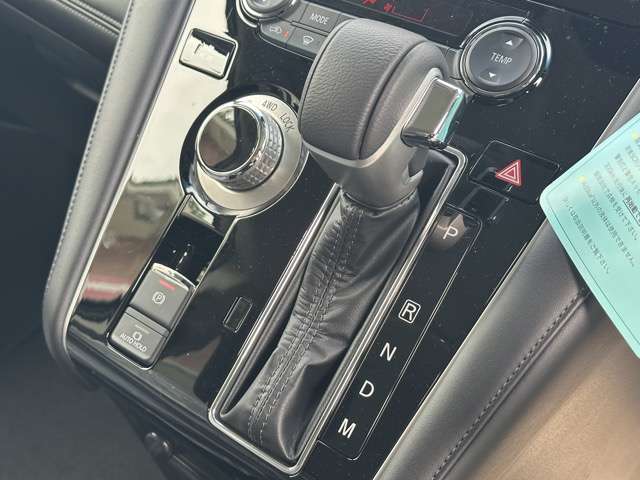 三菱 デリカ　Ｄ：５ ２．２ Ｐ ディーゼルターボ ４ＷＤ R6年 (東海) 99