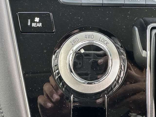 三菱 デリカ　Ｄ：５ ２．２ Ｐ ディーゼルターボ ４ＷＤ R6年 (東海) 99