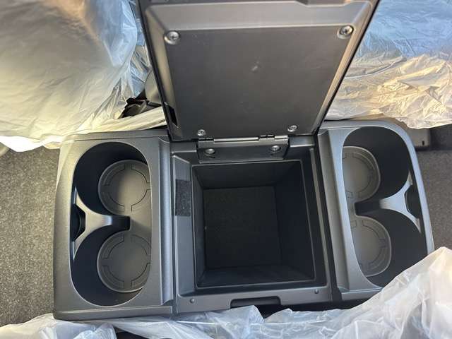 三菱 デリカ　Ｄ：５ ２．２ Ｐ ディーゼルターボ ４ＷＤ R6年 (東海) 99