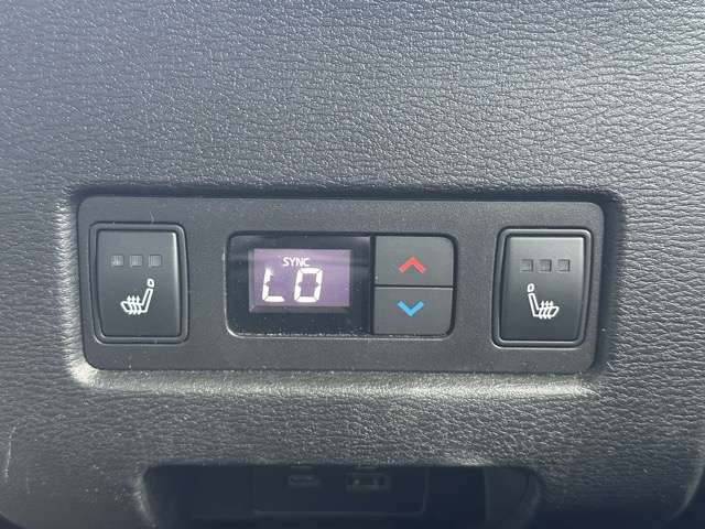 三菱 アウトランダーＰＨＥＶ ＰＨＥＶ ２．４ Ｐ ４ＷＤ R4年 (東海) 99