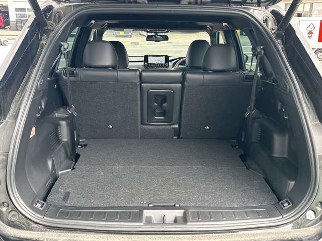 三菱 アウトランダーＰＨＥＶ ＰＨＥＶ ２．４ Ｐ ４ＷＤ R4年 (東海) 99