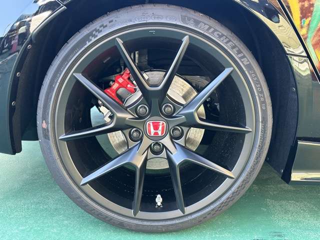 ホンダ シビック ２．０ レーシングブラックパッケージ R7年 (東海) 99