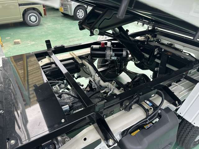 スズキ キャリイトラック ６６０ 頑丈ダンプ ３方開 ４ＷＤ R7年 (東海) 99