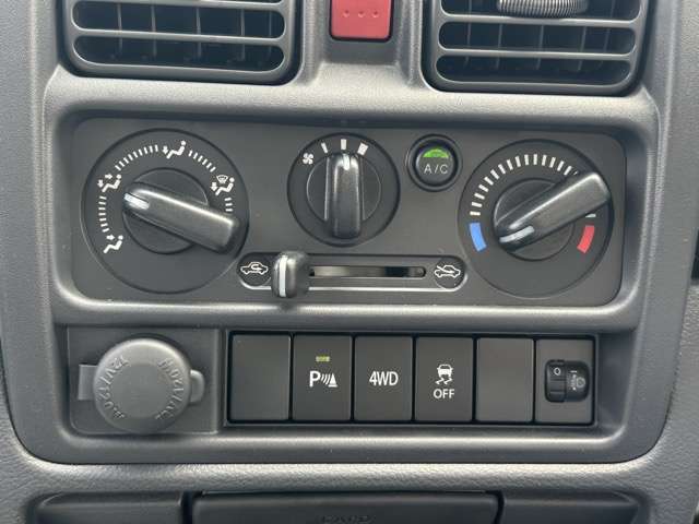 スズキ キャリイトラック ６６０ 頑丈ダンプ ３方開 ４ＷＤ R7年 (東海) 99