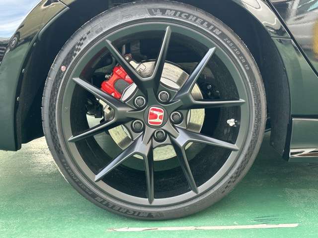 ホンダ シビック ２．０ レーシングブラックパッケージ R7年 (東海) 99