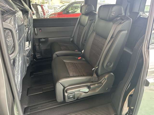 ホンダ ステップワゴン　ハイブリッド ２．０ Ｅ：ＨＥＶ スパーダ プレミアムライン R7年 (東海) 99