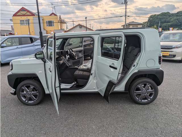 ダイハツ タフト ６６０ Ｇ ダーククロム ベンチャー R7年 () 99