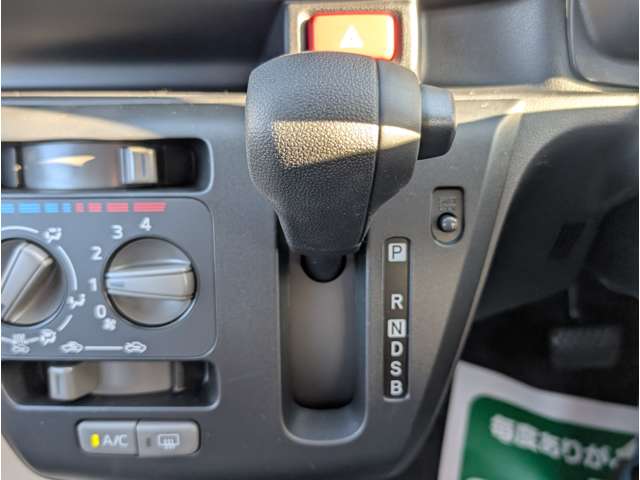 ダイハツ ミラ　イース ６６０ Ｌ ＳＡＩＩＩ R7年 (関東) 99