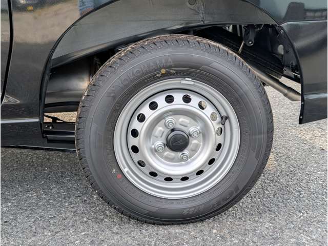 ダイハツ ハイゼットカーゴ ６６０ デラックス R7年 (関東) 99